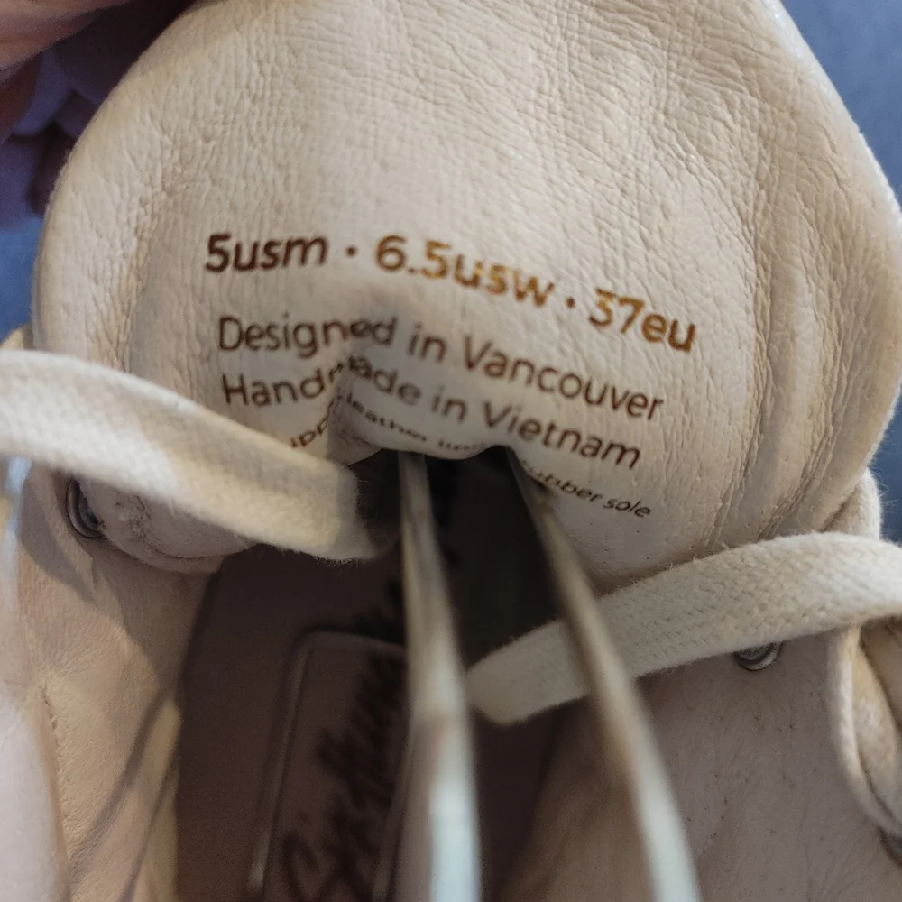 RARE! GLOW IN THE DARK, SIX HUNDRED FOUR PATRICK BRAVO  HI-TOP MEN 5, WOMEN 6.5 - Picture 16 of 16